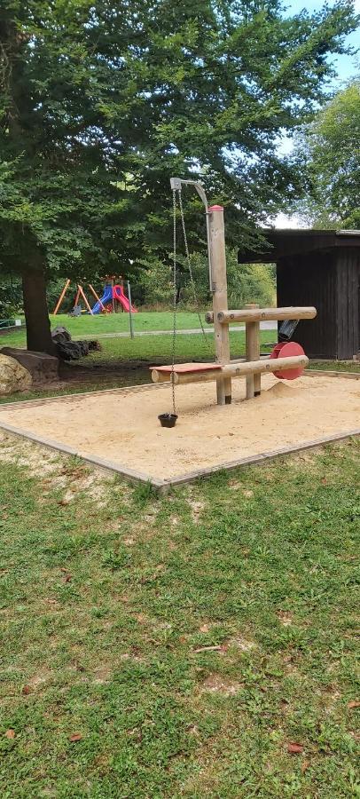 Blockhaus Am Twistesee Mit 3 Schlafzimmern Bad Arolsen Bagian luar foto